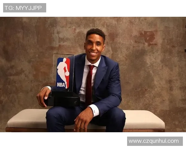 惠特摩尔专注技术突破:提升中距离与三分球表现,追求更高效率 惠特摩尔专注技术突破:提升中距离与三分球表现,追求更高效率